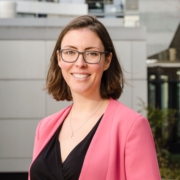 Porträtbild Stefanie Höhl