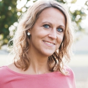 Porträtfoto Birgit Gattringer