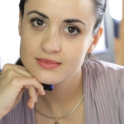 Porträtfoto Stefanie Rietzler